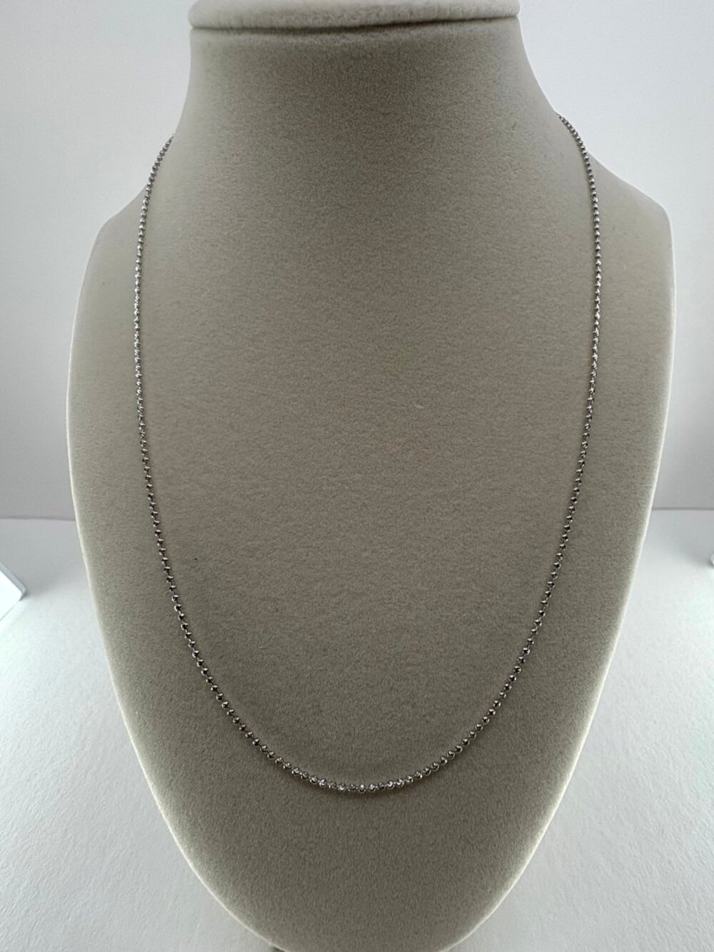 925 Silver 1.5mm Italian Moon Bead Diamond-Cut Chain Necklace 20" 2.84g